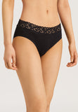 Hanro Moments Midi Brief (lace top)