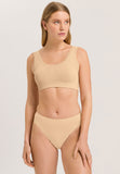 Hanro Touch Feeling Padded Crop Top in Blk & Beige