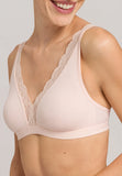 Hanro Cotton Lace Trim Soft Cup Bra in Black & Powder